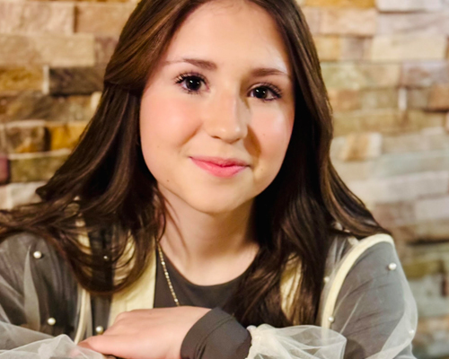 Shelby Dutton